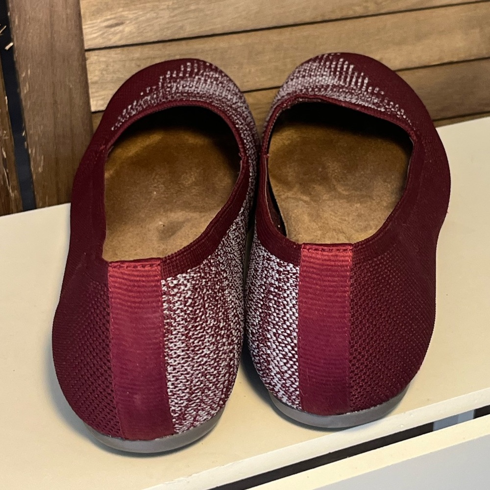 SoftWalk flats burgandy Classic Loafer shoes - Picture 2 of 3